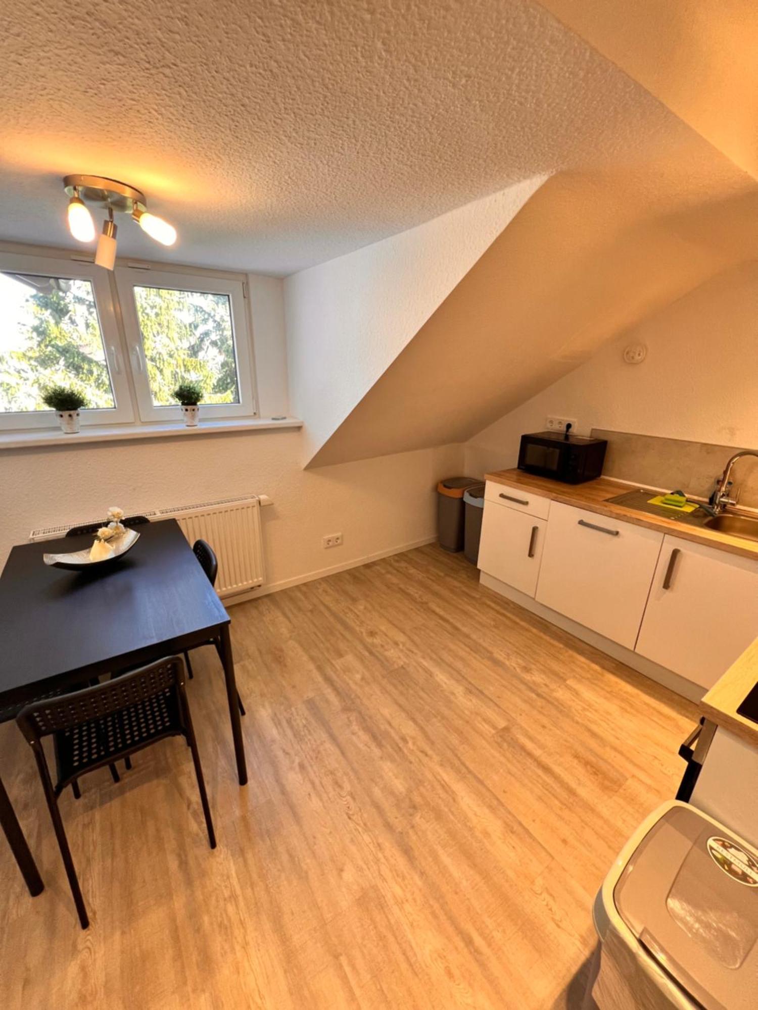Mc Monti Giessen - Lich, 70qm, Zentral, Netflix Apartment Lich